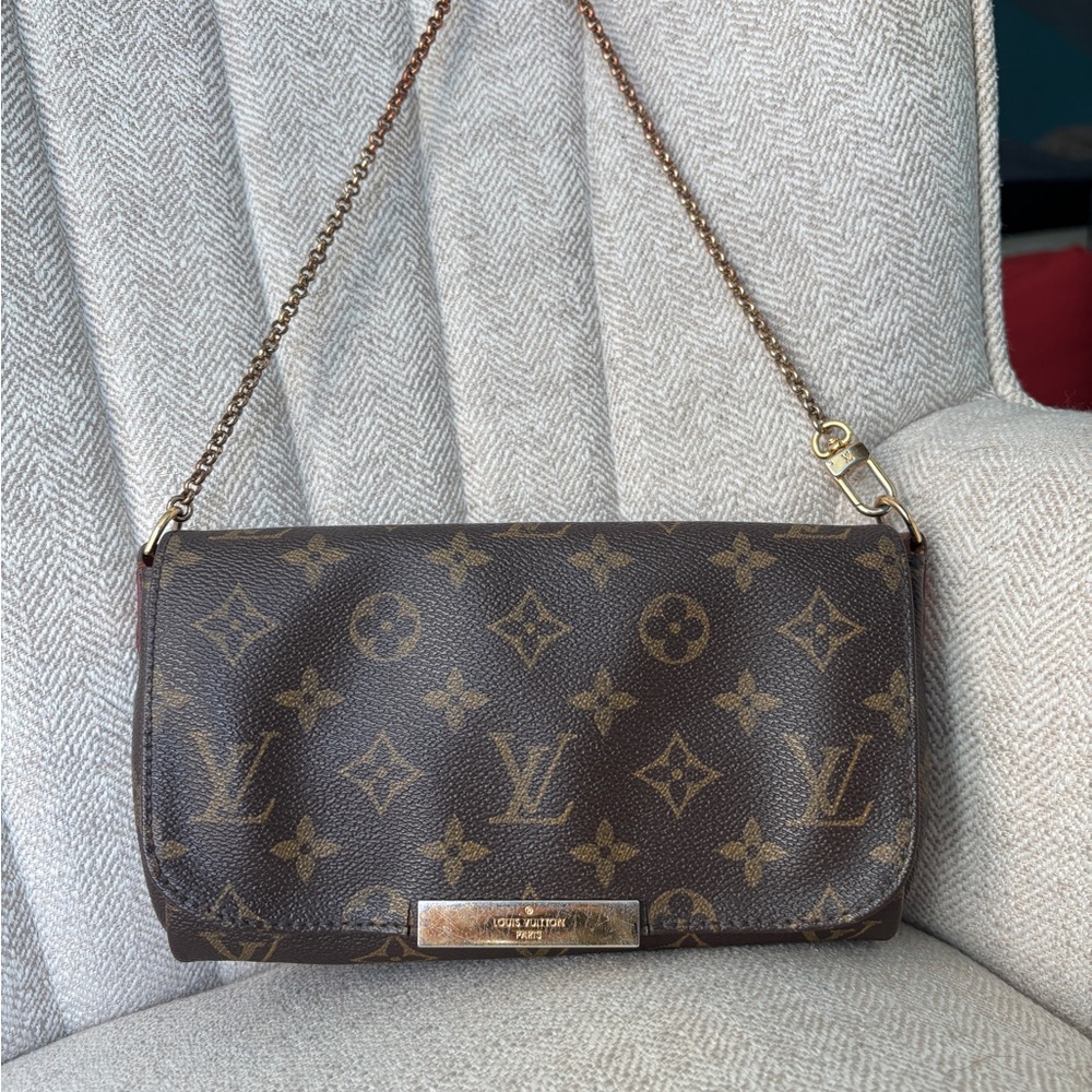 SOLD ❌ Louis Vuitton Monogram Favorite PM